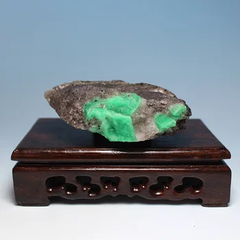 Тънки минерални кристали изумрудено-зелен натурален градешки камък mark LuoShi колекционерски образци руда без оптимизация